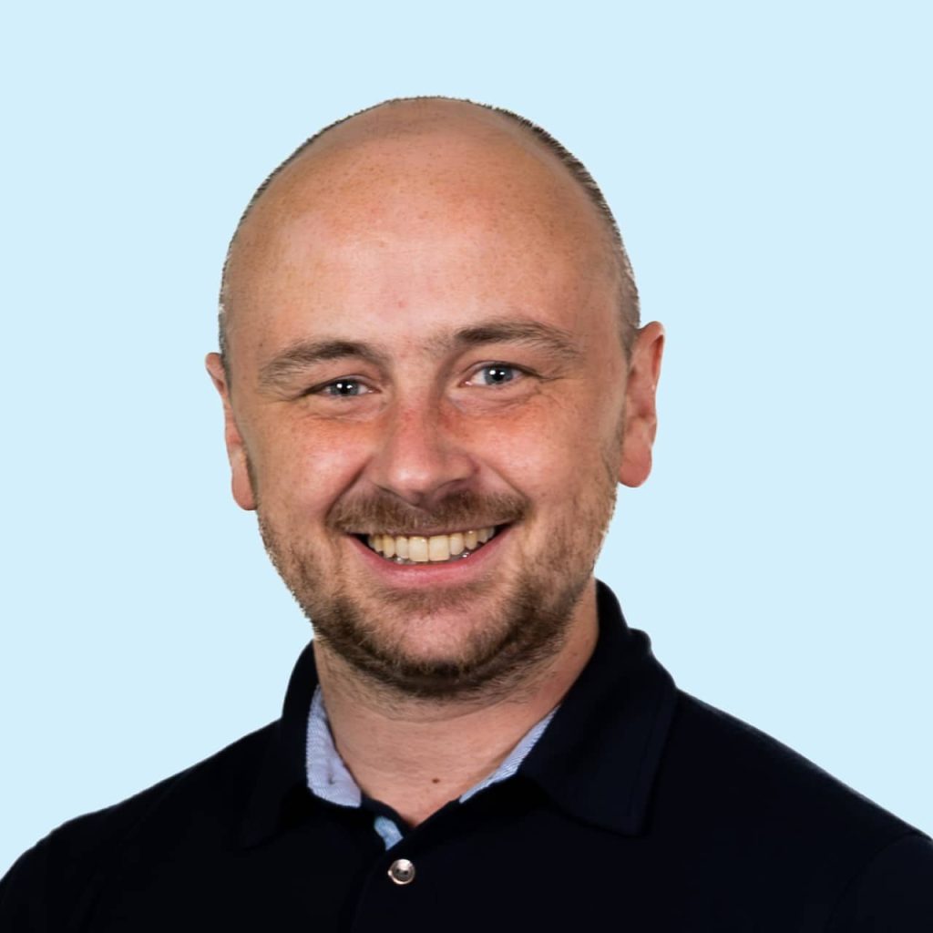 Victor Haasjes, Rugcentrum Hilversum