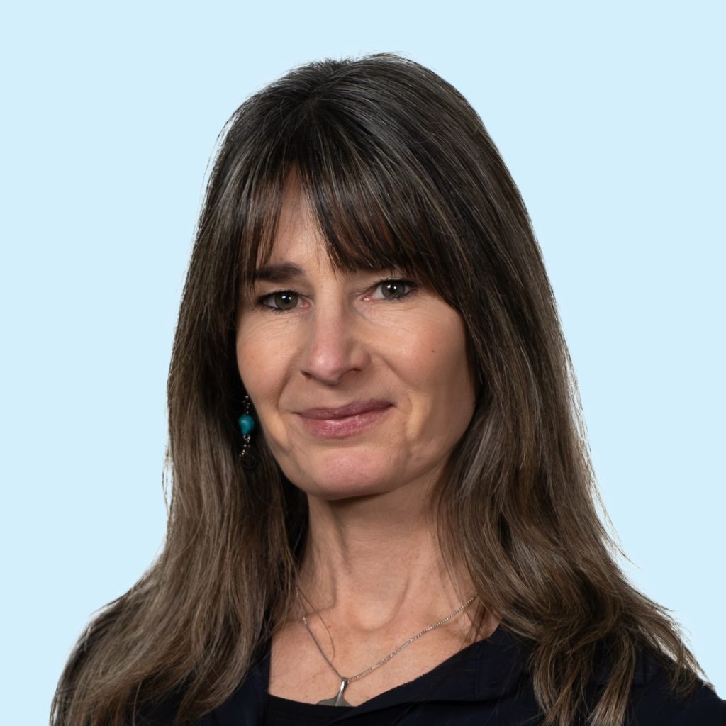 Suzanne Mohtashemi, Rugcentrum Hilversum